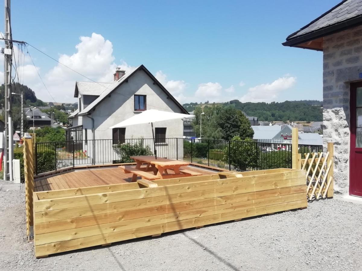 Gite De Granit Noir Besse-et-Saint-Anastaise Kültér fotó